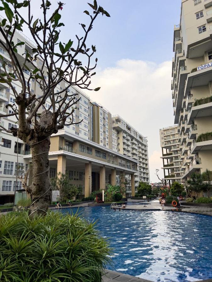 R30 Apartemen Gateway Pasteur 2Br Daymentroom Бандунг Екстер'єр фото
